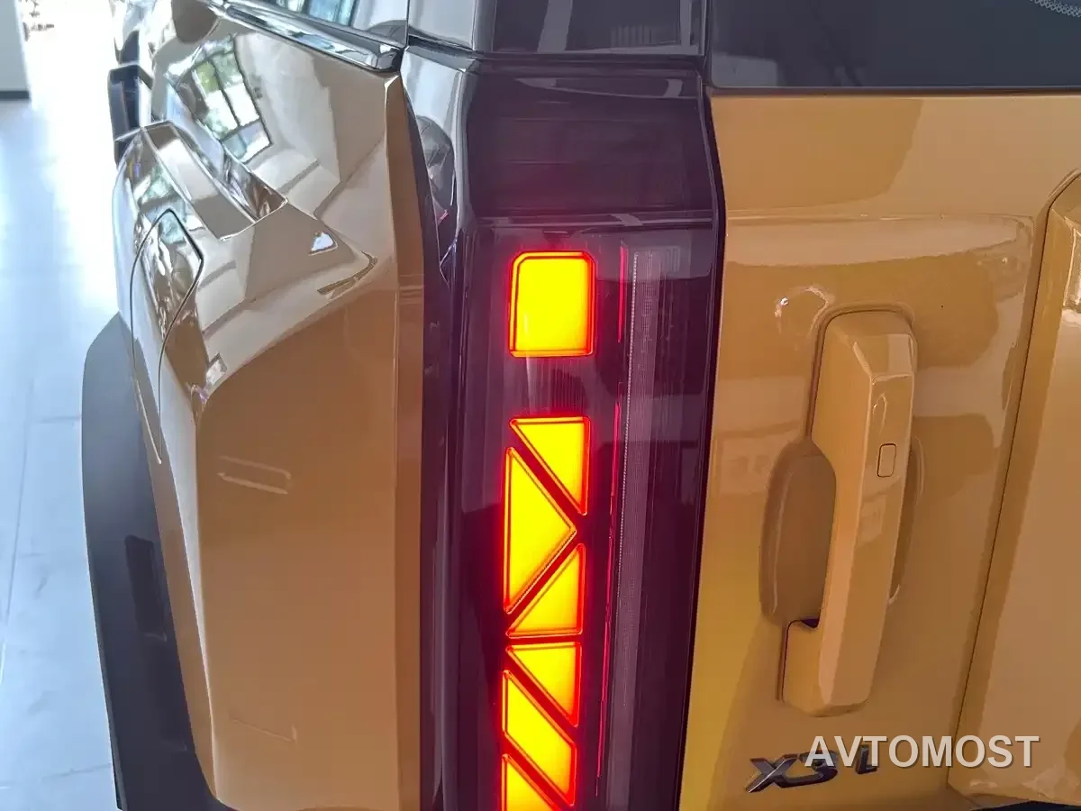 Chery Fengyun Storm X3L 2025 Model 4WD Premium Edition — фото 15