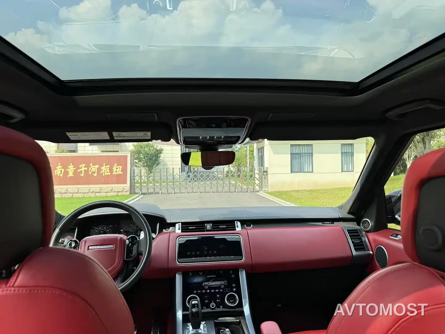 Land Rover Range Rover Sport 2019 3.0 L6 HST — фото 4