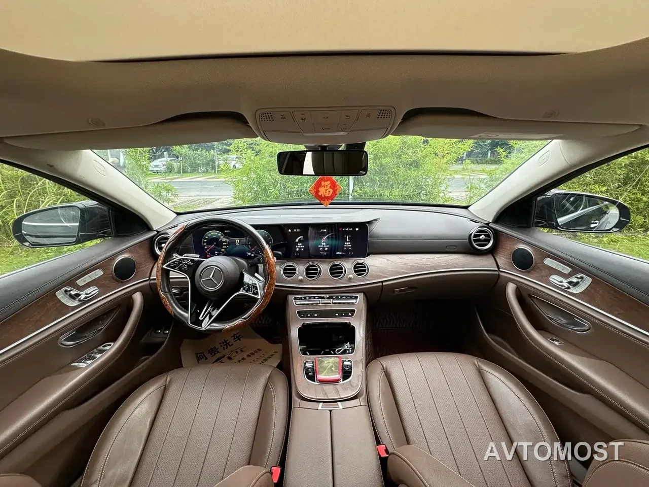 Mercedes-Benz E-Class New Energy 2022 E 350 e L Plug-in Hybrid Sports Sedan — фото 13