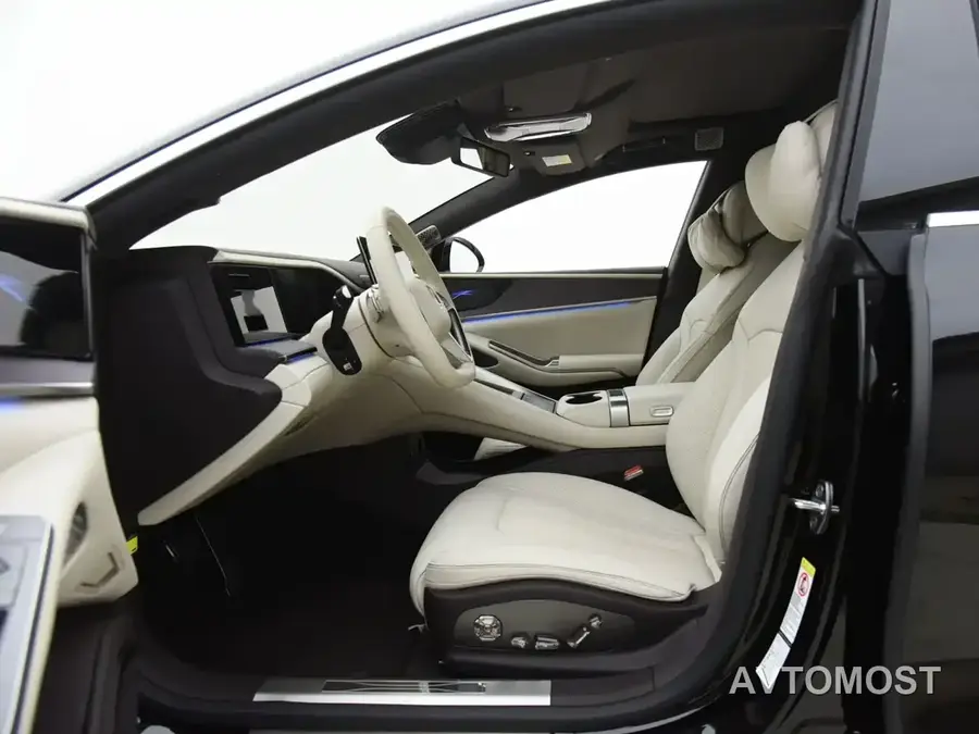 Denza Z9 2024 Model 1100km AWD Max Edition