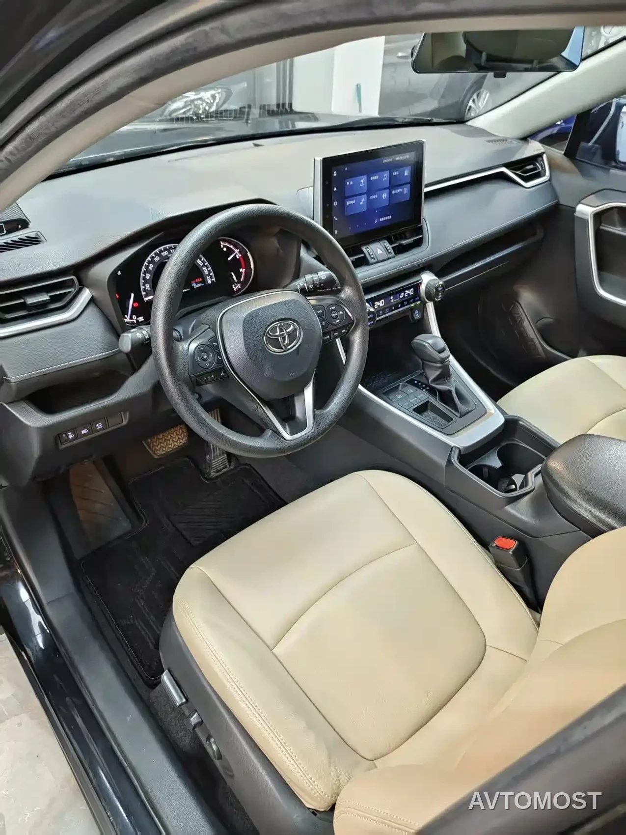 Toyota RAV4 Rongfang 2022 2.0L CVT 2WD Trend Edition — фото 10