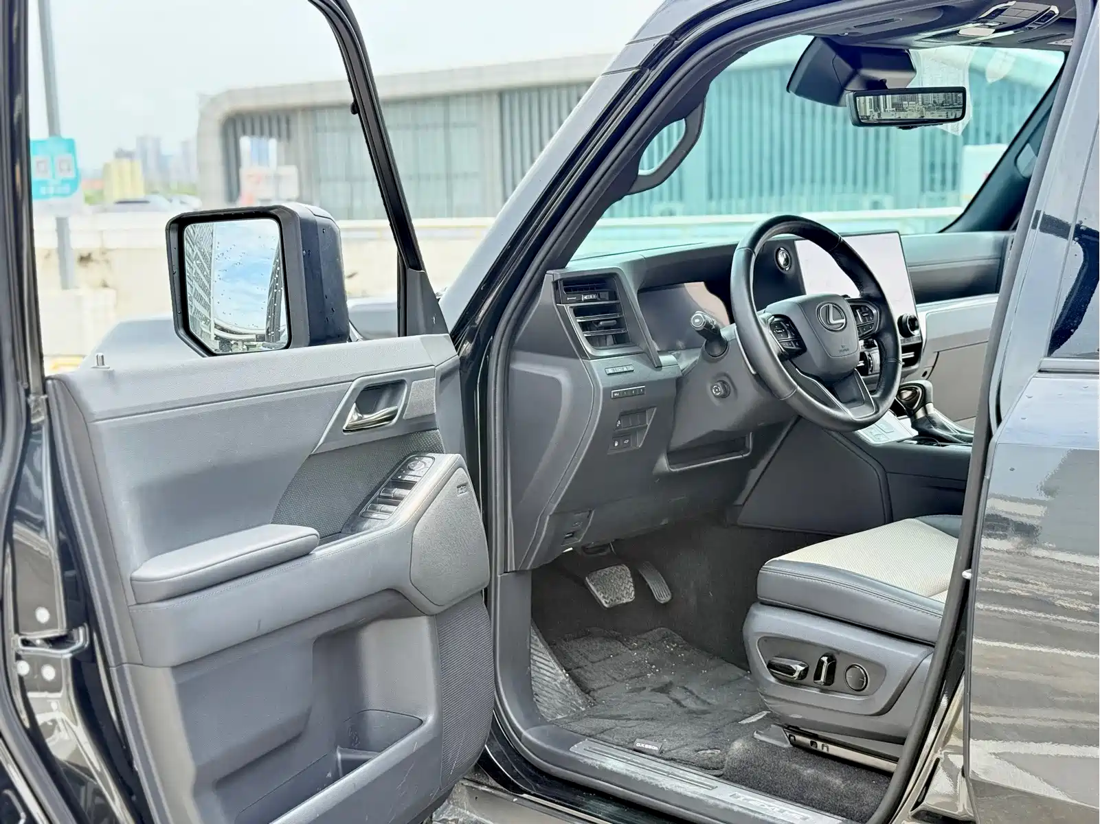 Lexus GX 2024 OVERTRAIL Summit Edition — фото 4