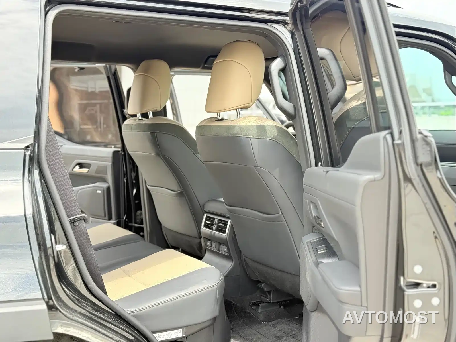 Lexus GX 2024 OVERTRAIL Summit Edition — фото 7