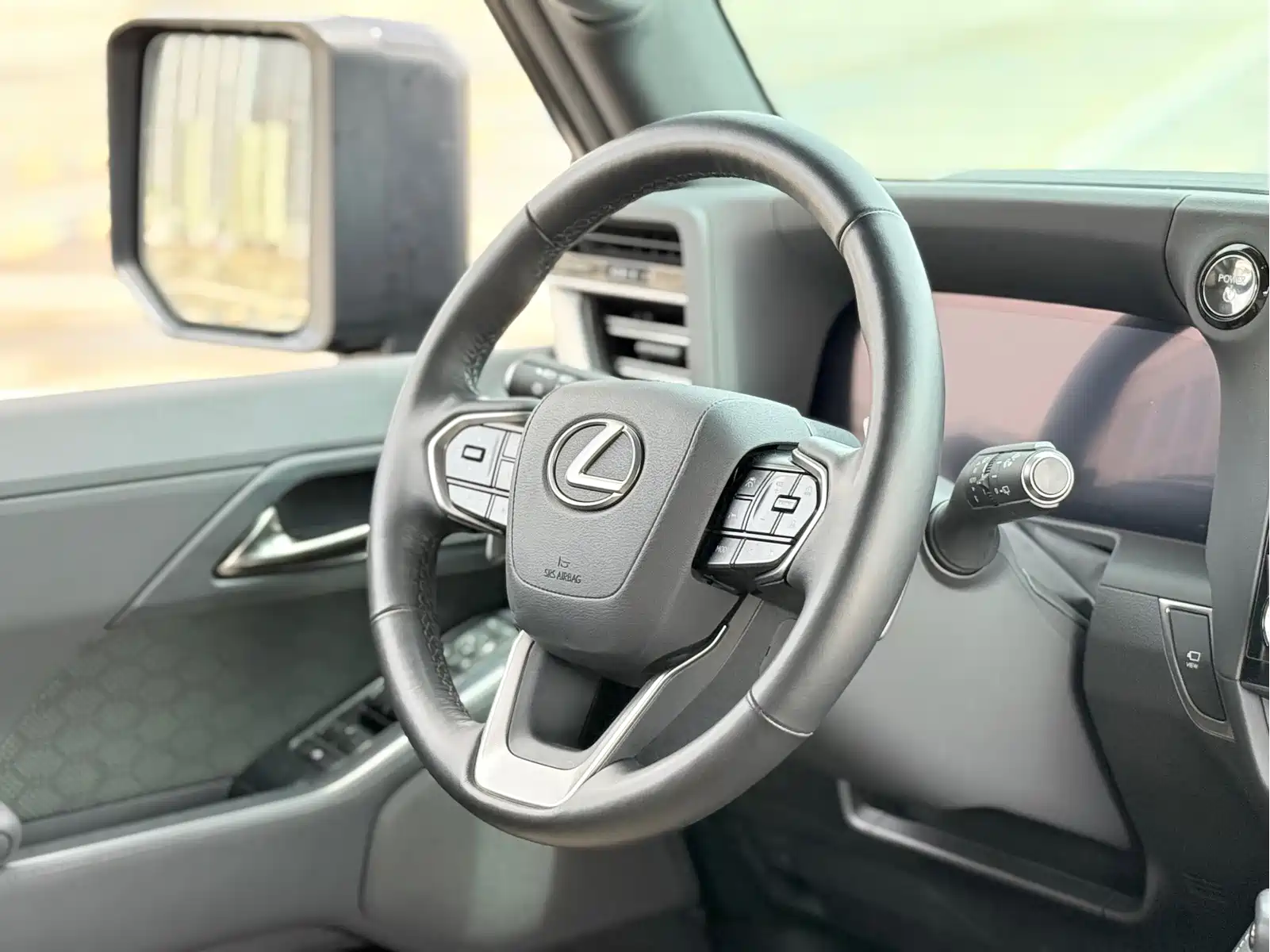 Lexus GX 2024 OVERTRAIL Summit Edition — фото 9