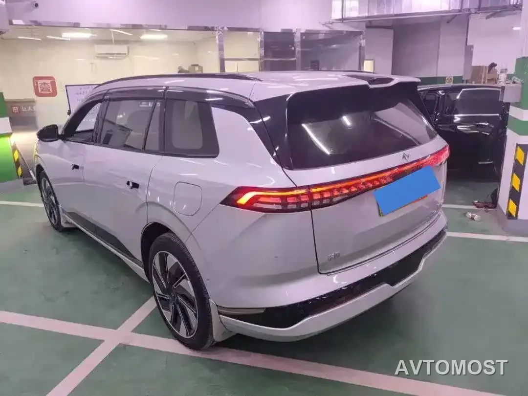 Dongfeng Yipai eπ008 2025 210Max Extended Range 5-Seater — фото 7