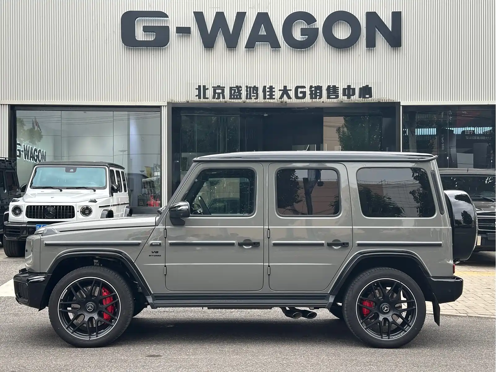 Mercedes-Benz G-Class AMG 2026 Model AMG G 63 — фото 2