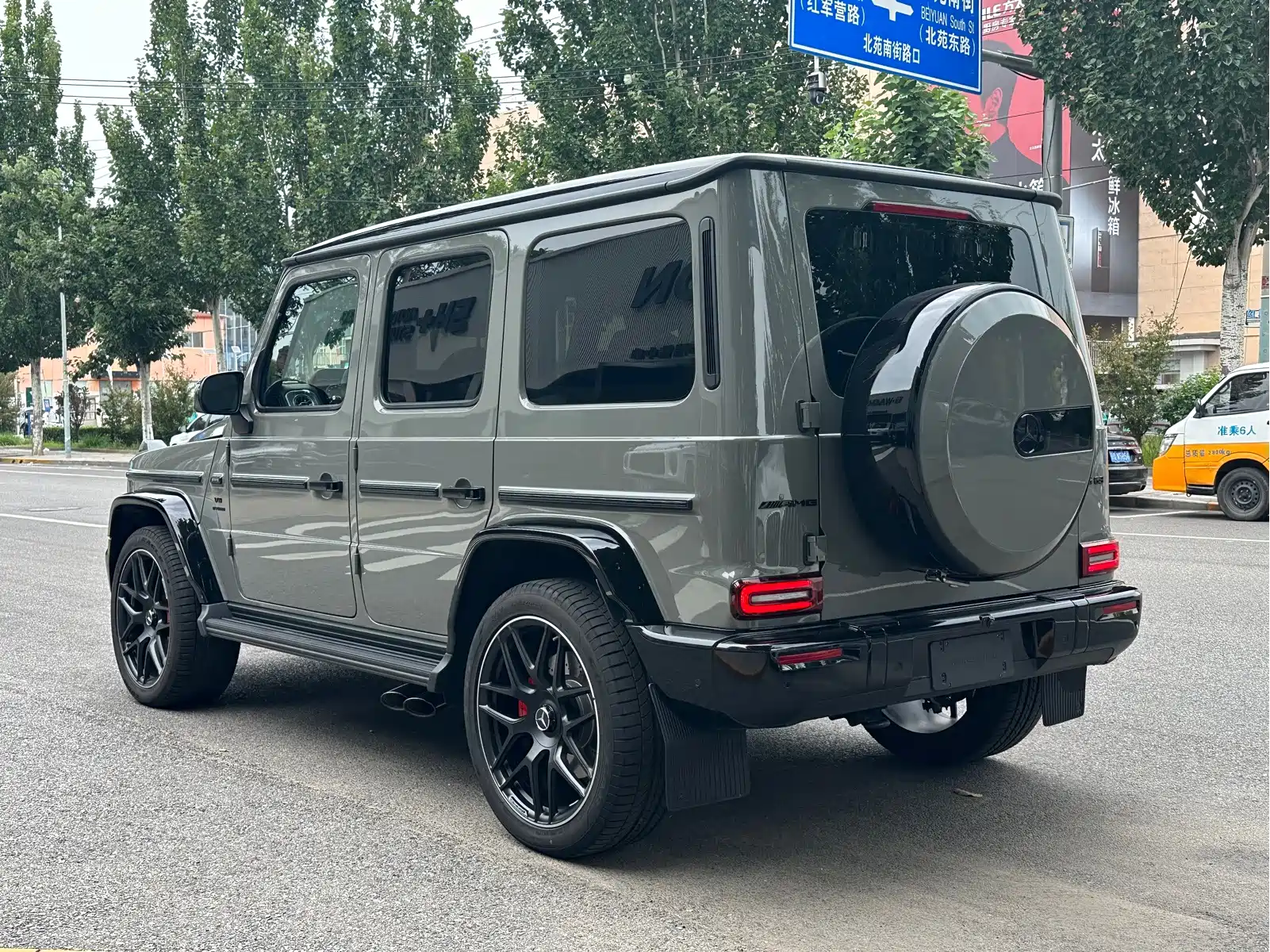 Mercedes-Benz G-Class AMG 2026 Model AMG G 63 — фото 7