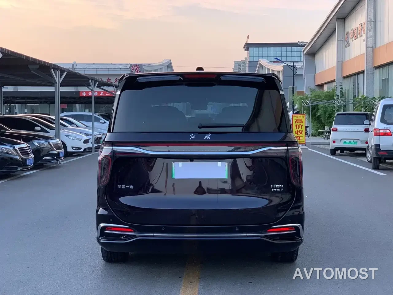 Hongqi HQ9 PHEV 2024 Model 2.0T AWD Business Edition — фото 15