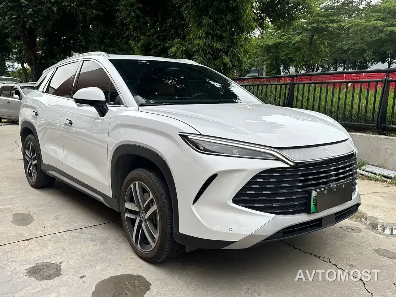 BYD Song L DM-i 2025 Smart Drive Edition 112km Surpassing — фото 3
