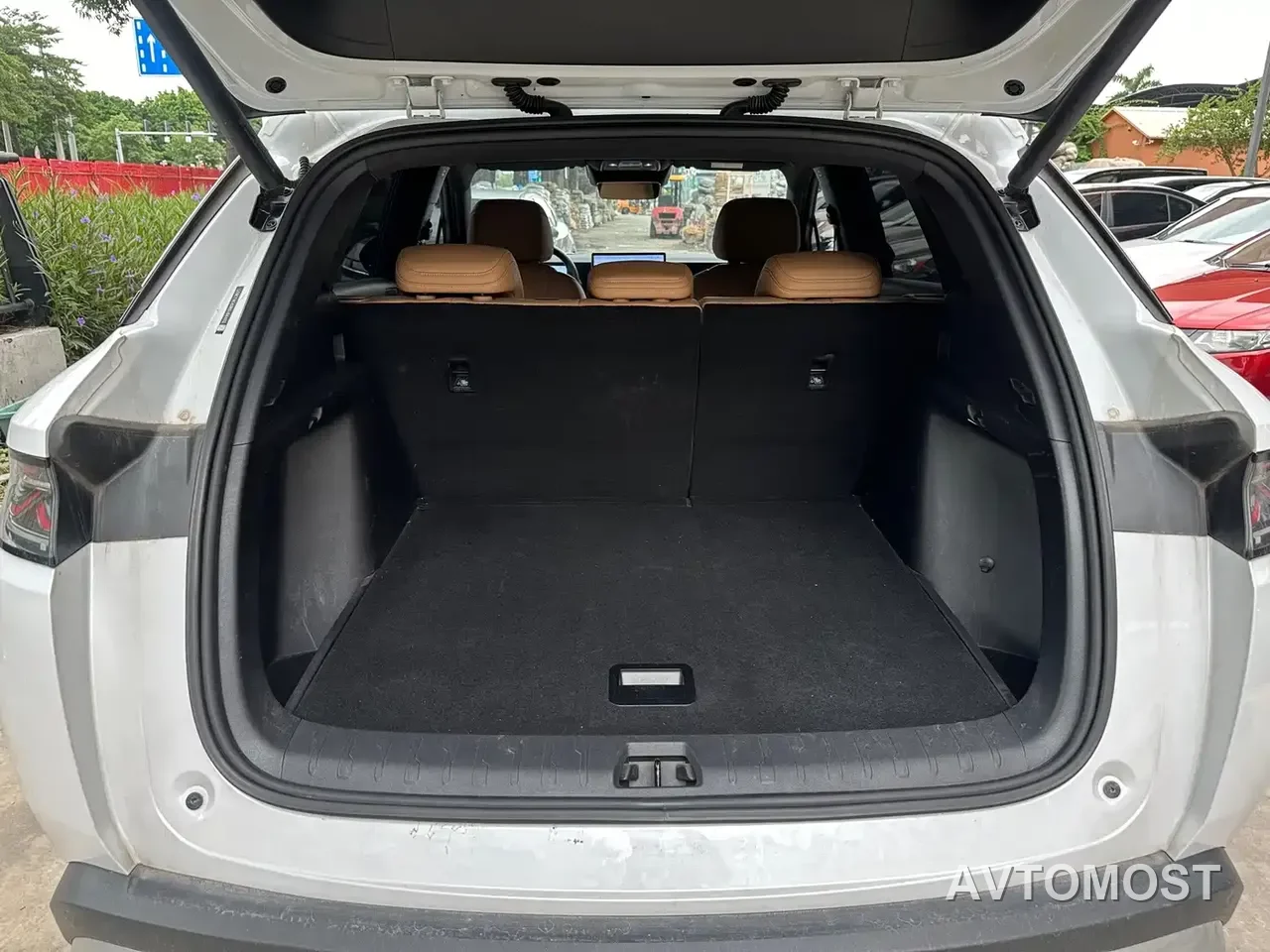 BYD Song L DM-i 2025 Smart Drive Edition 112km Surpassing — фото 8