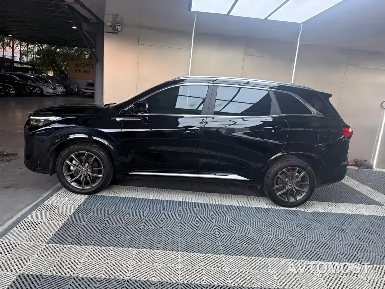 Landian E5 PLUS 2025 120km Standard Range 5-seater — фото 8