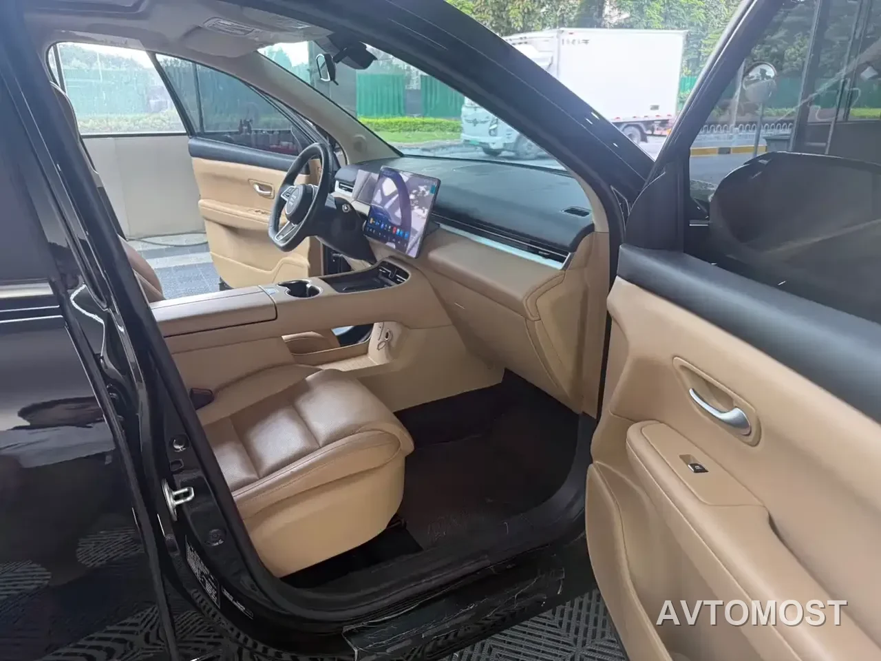 Landian E5 PLUS 2025 120km Standard Range 5-seater — фото 12