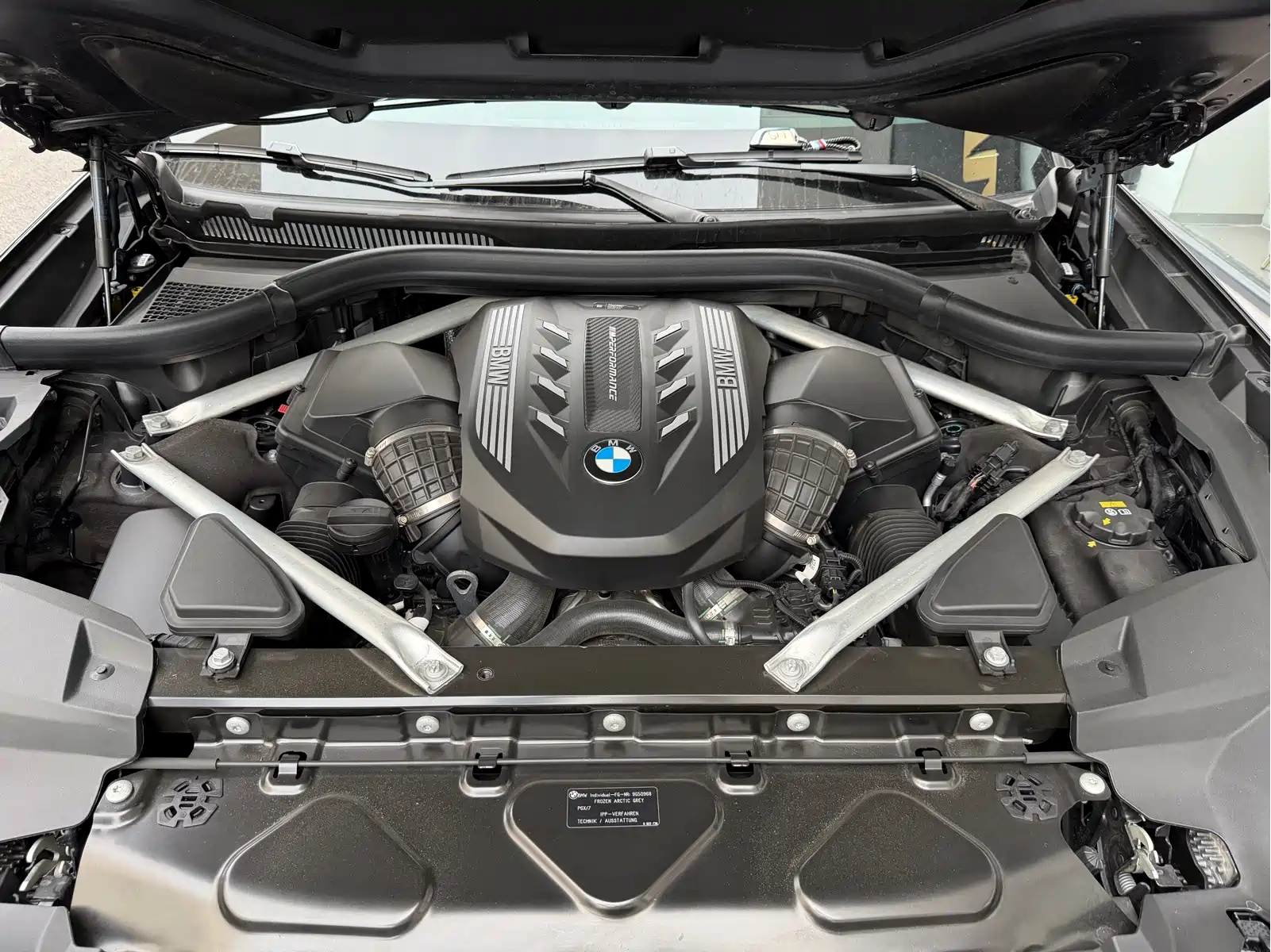 BMW X7 2020 xDrive M50i Kaguya Limited Edition — фото 6