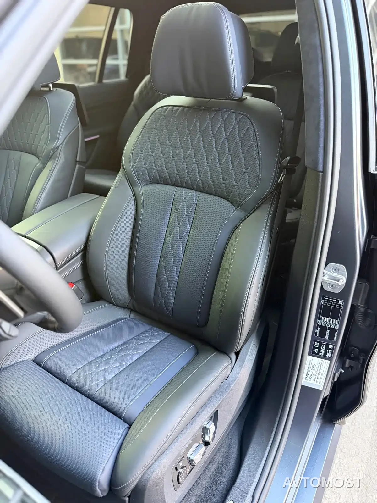 BMW X7 2020 xDrive M50i Kaguya Limited Edition — фото 15