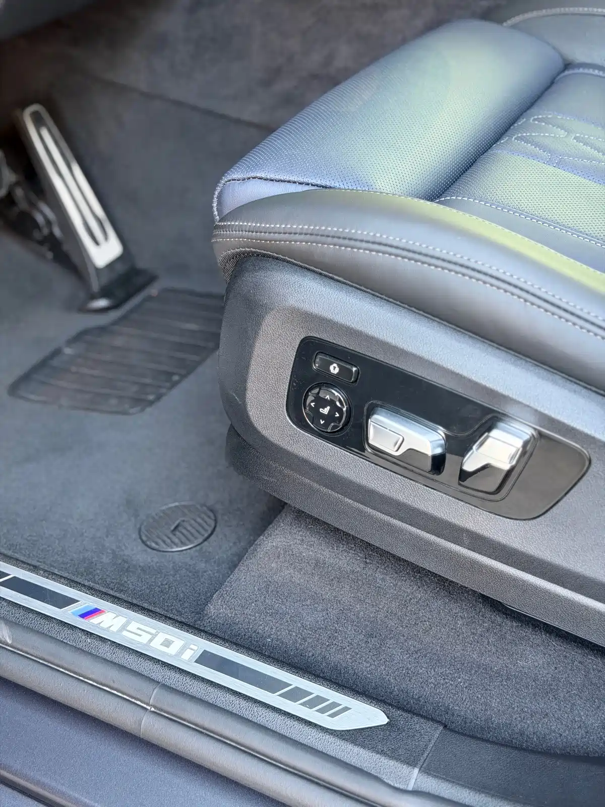 BMW X7 2020 xDrive M50i Kaguya Limited Edition — фото 19