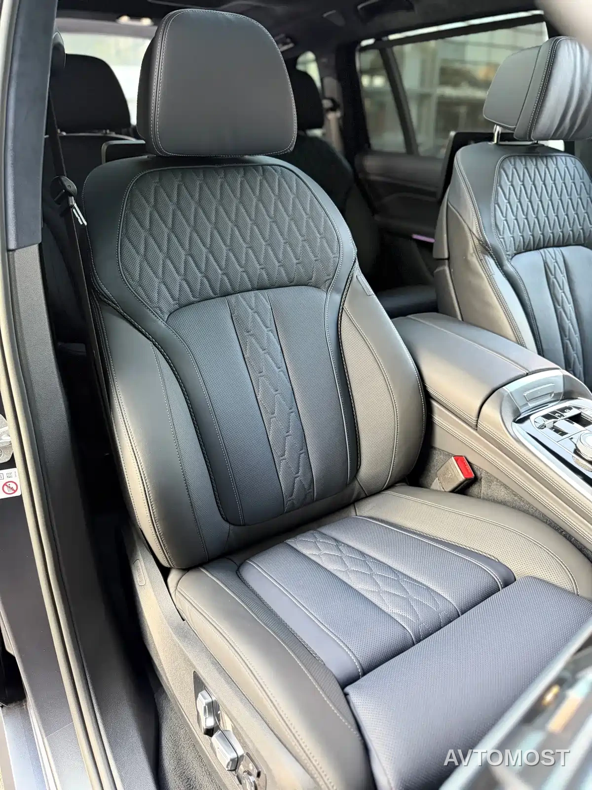 BMW X7 2020 xDrive M50i Kaguya Limited Edition — фото 27