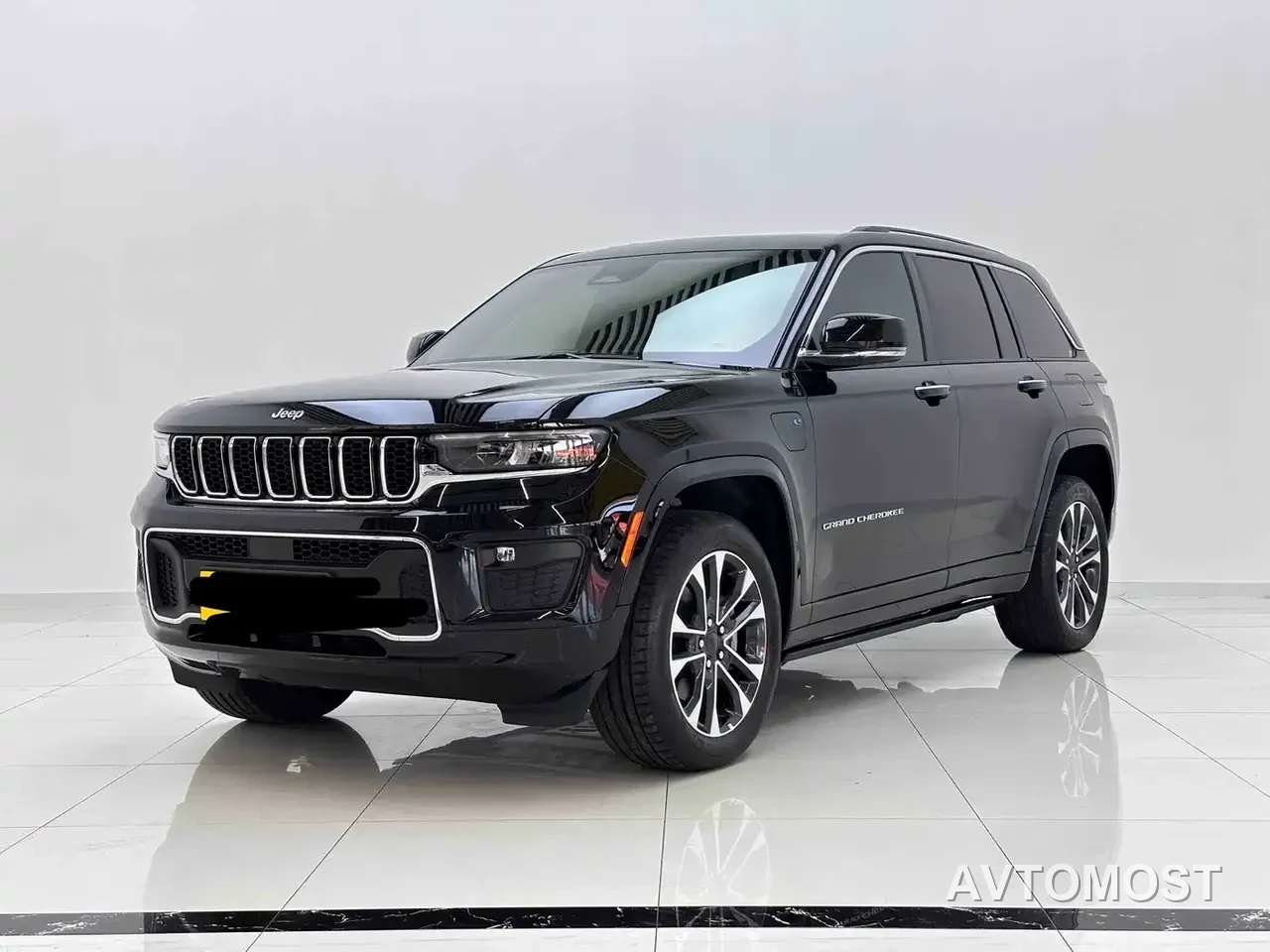 Jeep Grand Cherokee 4xe (Import) 2023 4xe Summit Edition — фото 3