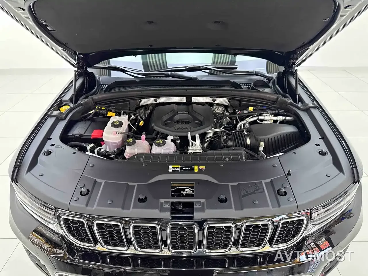 Jeep Grand Cherokee 4xe (Import) 2023 4xe Summit Edition — фото 2