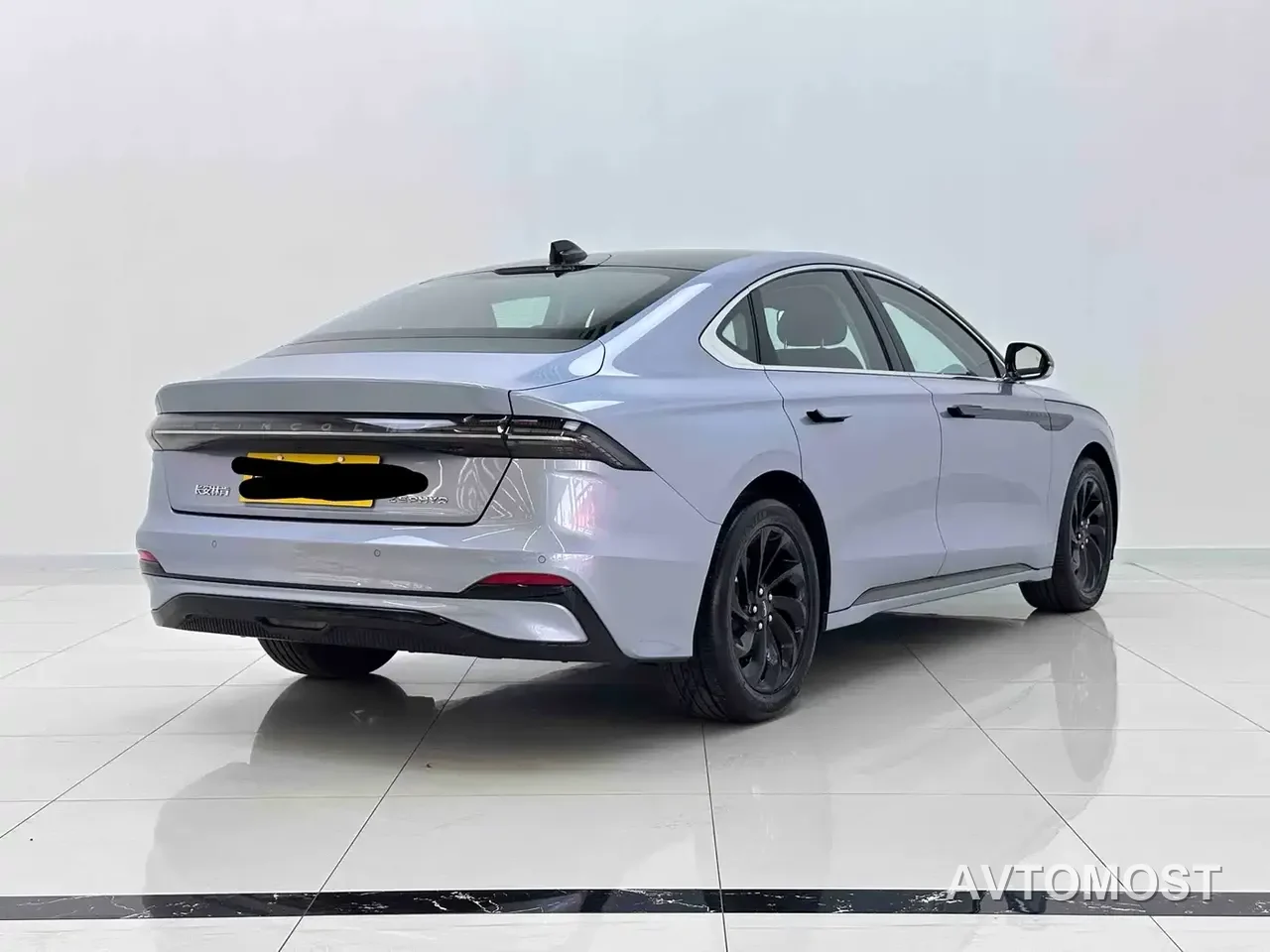 Lincoln Z 2024 2.0T 2WD Premium Hybrid Edition — фото 3