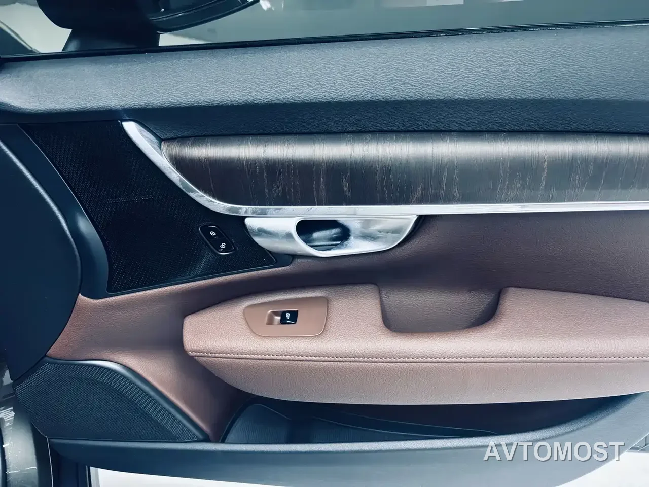 Volvo V90 2021 Model Cross Country B5 AWD Premium Smart Edition — фото 14
