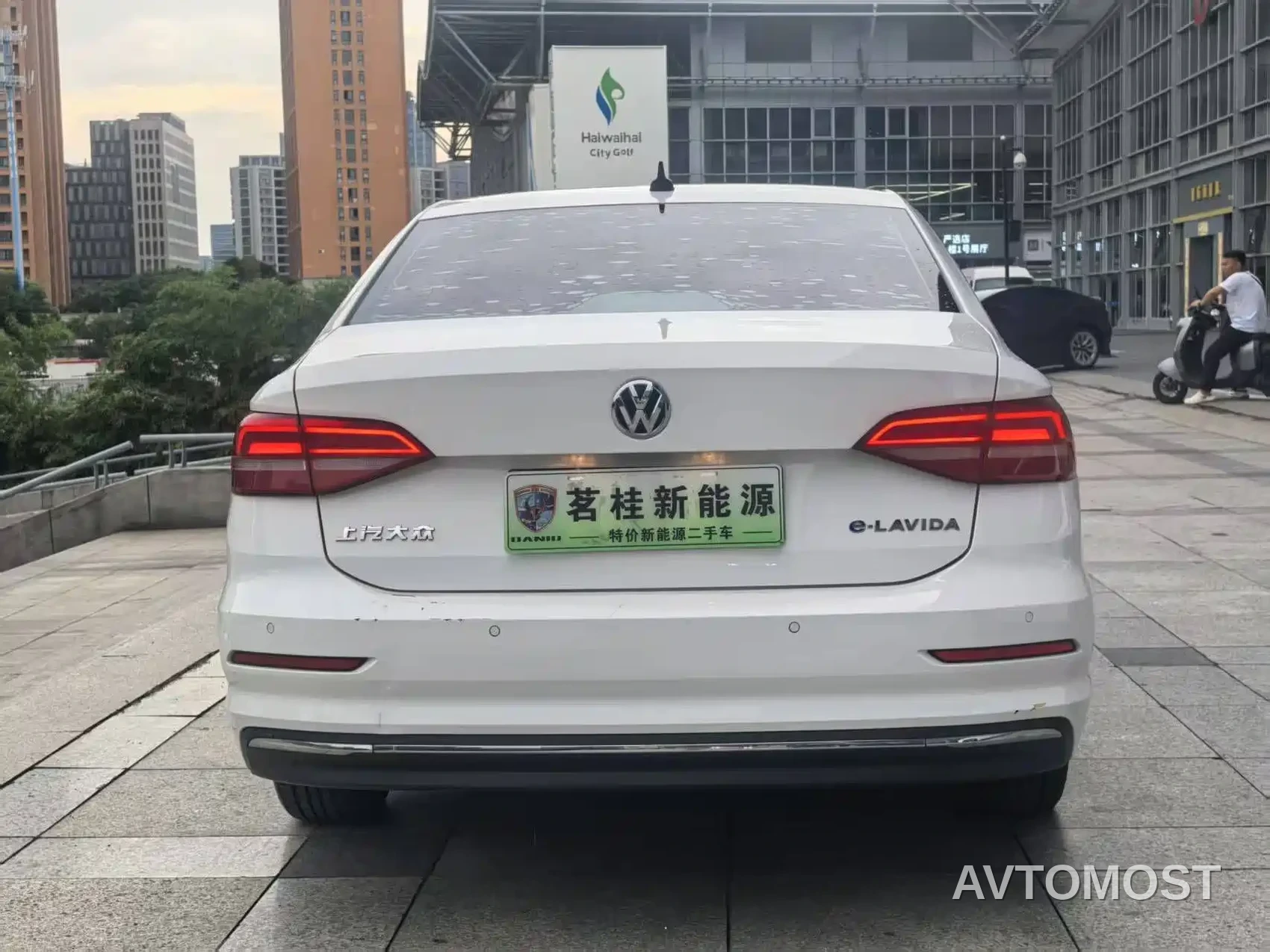 Volkswagen VW Lavida EV 2019 Premium Edition — фото 4