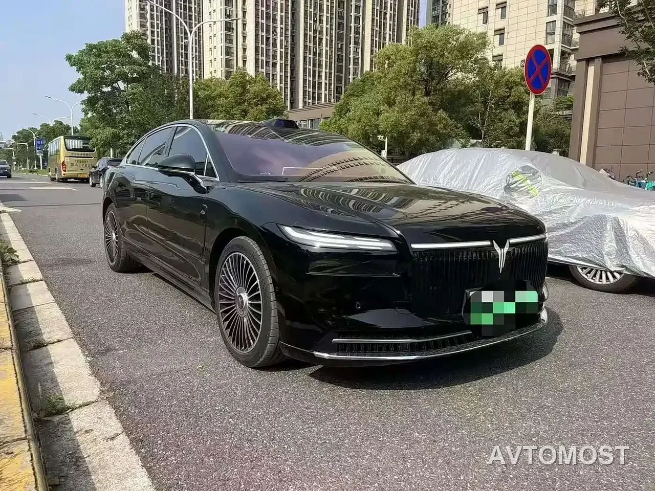 VOYAH Zhuiguang L 2025 Mid-configuration Model — фото 2