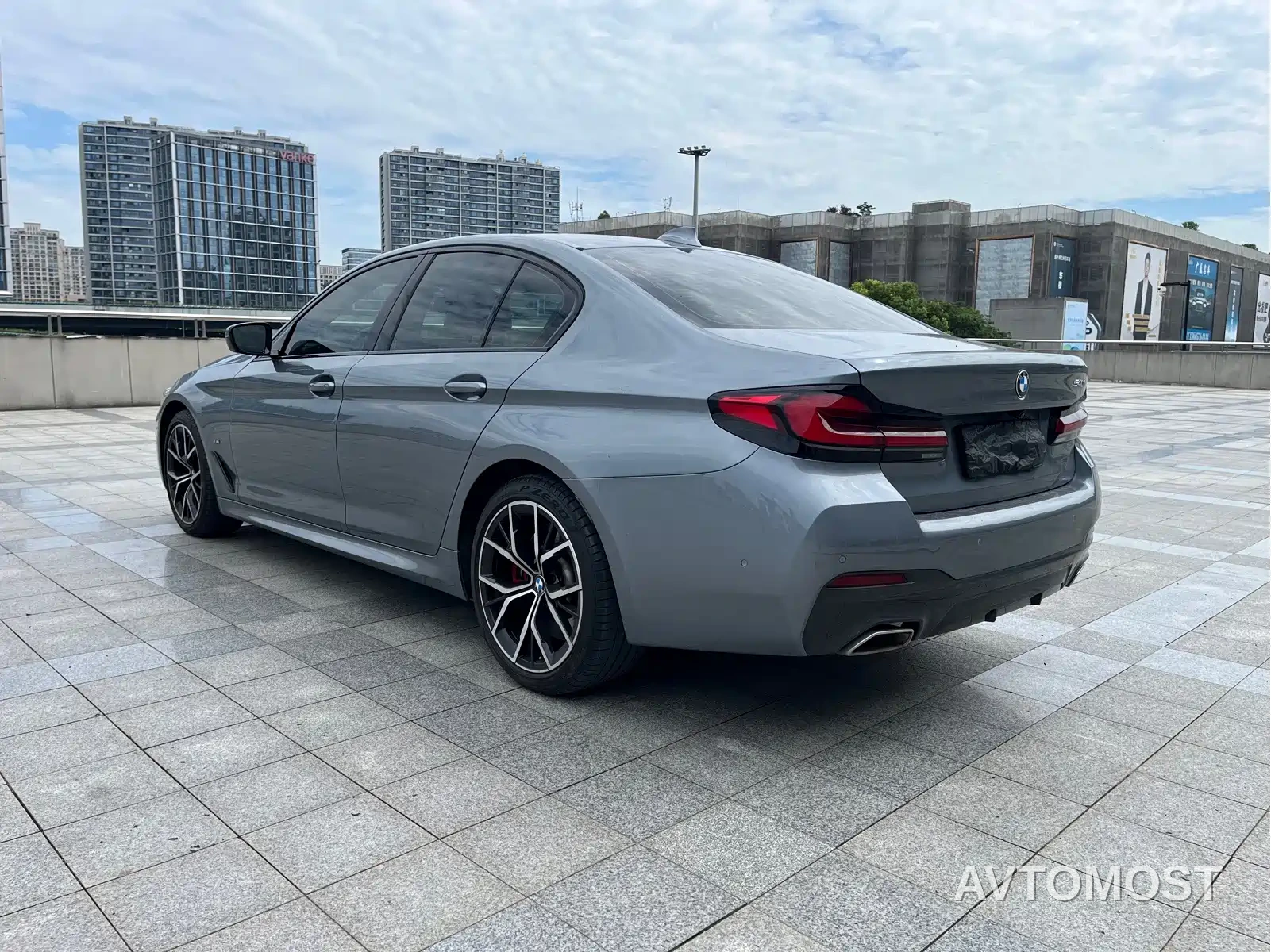 BMW 5 Series (Import) 2022 Facelift 540i Style Edition M Sport Package — фото 4