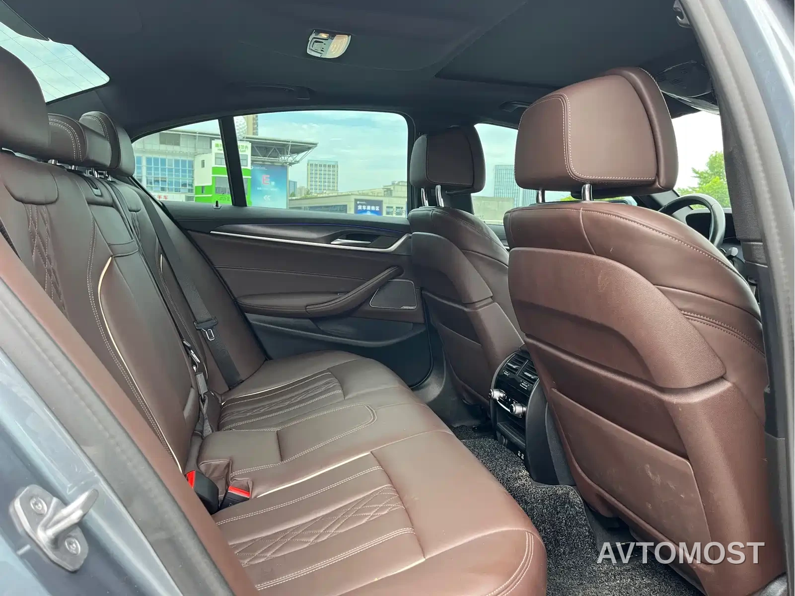 BMW 5 Series (Import) 2022 Facelift 540i Style Edition M Sport Package — фото 11