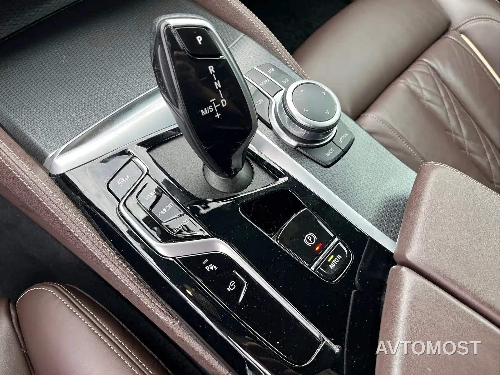 BMW 5 Series (Import) 2022 Facelift 540i Style Edition M Sport Package — фото 14