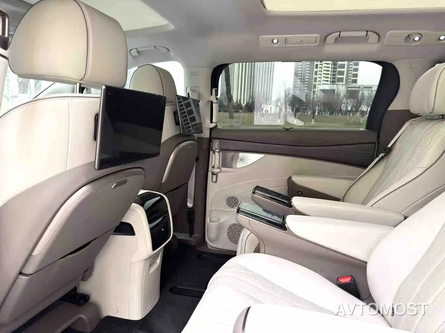 Denza D9 2022 DM-i 970 AWD Flagship — фото 3