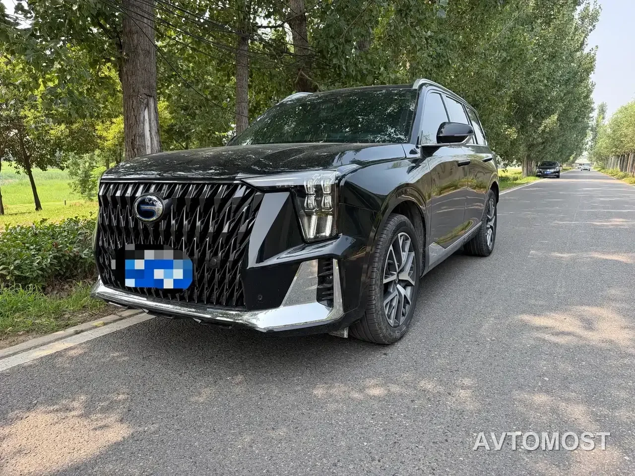 GAC Trumpchi GS8 2022 Dual Engine Series 2.0TM 2WD Premium Edition (7-Seater) — фото 1