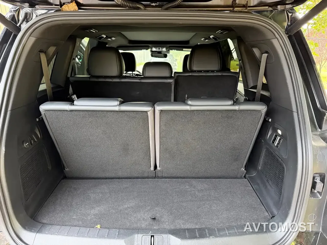 GAC Trumpchi GS8 2022 Dual Engine Series 2.0TM 2WD Premium Edition (7-Seater) — фото 13