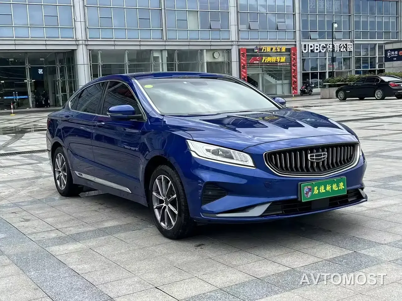 Geely Borui PHEV 2021 1.5T ePro Leading Glory Edition — фото 3