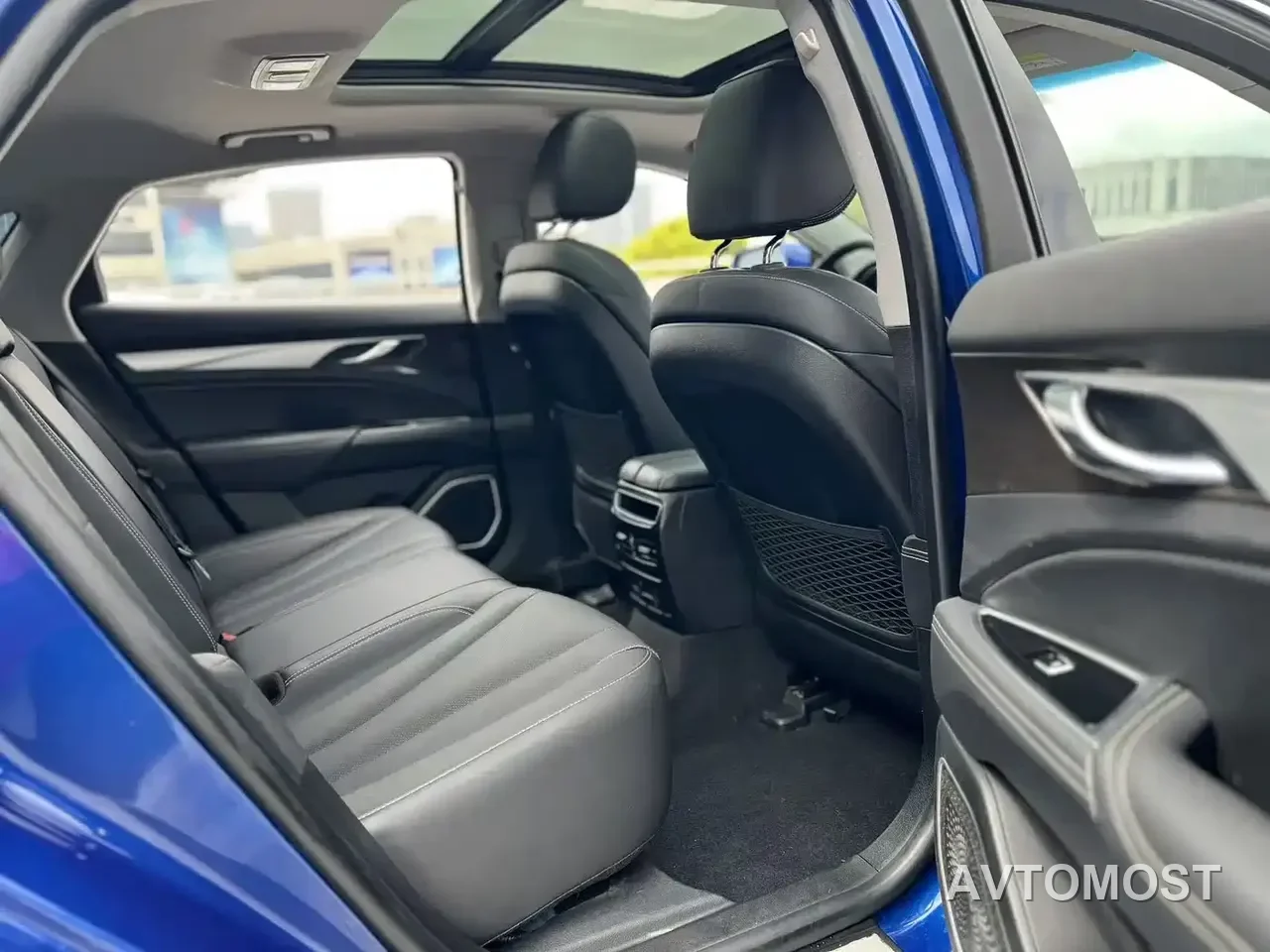 Geely Borui PHEV 2021 1.5T ePro Leading Glory Edition — фото 7