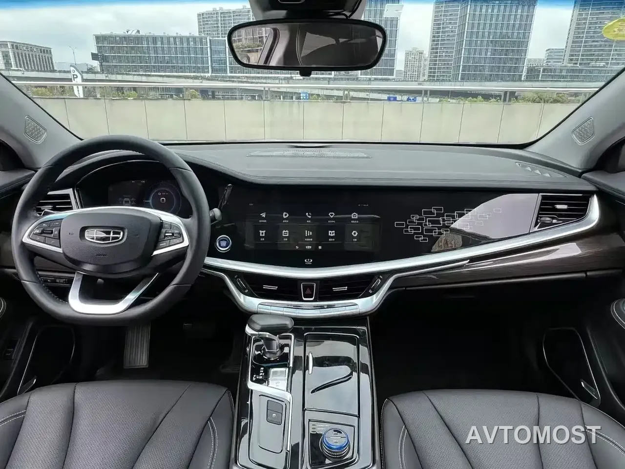 Geely Borui PHEV 2021 1.5T ePro Leading Glory Edition — фото 10