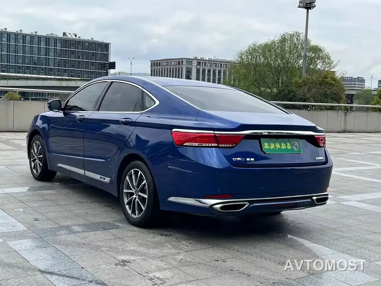 Geely Borui PHEV 2021 1.5T ePro Leading Glory Edition — фото 16