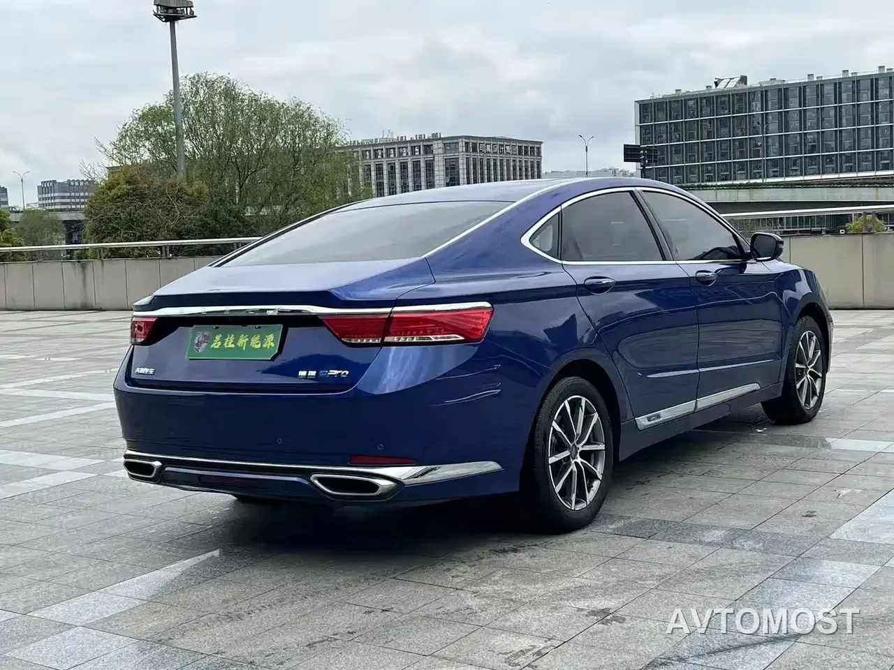 Geely Borui PHEV 2021 1.5T ePro Leading Glory Edition — фото 17