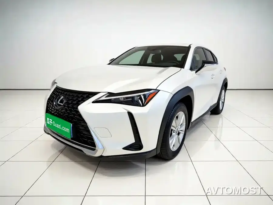 Lexus UX 2022 260h Cool Edition