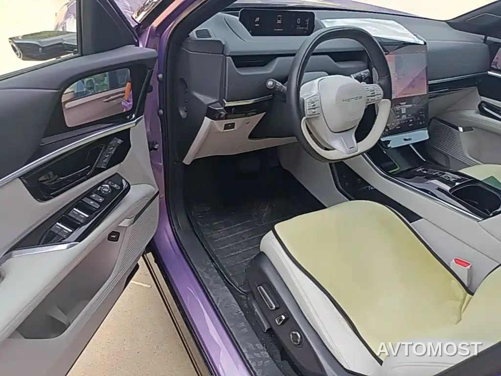 Honda GAC Honda P7 2025 AWD Long Range Max — фото 10