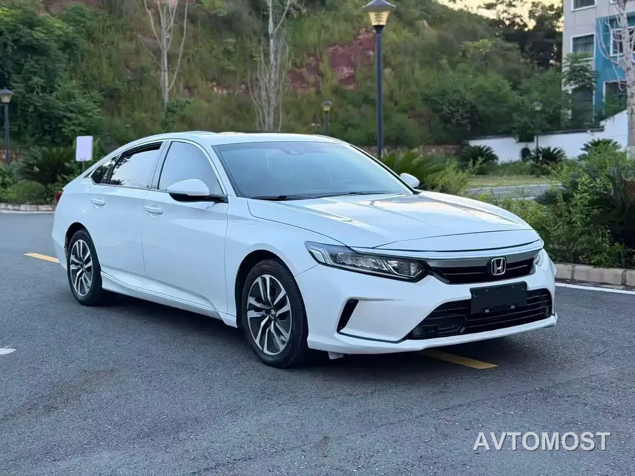 Honda Inspire 2022 Sharp Hybrid 2.0L Pure Wisdom Edition — фото 5