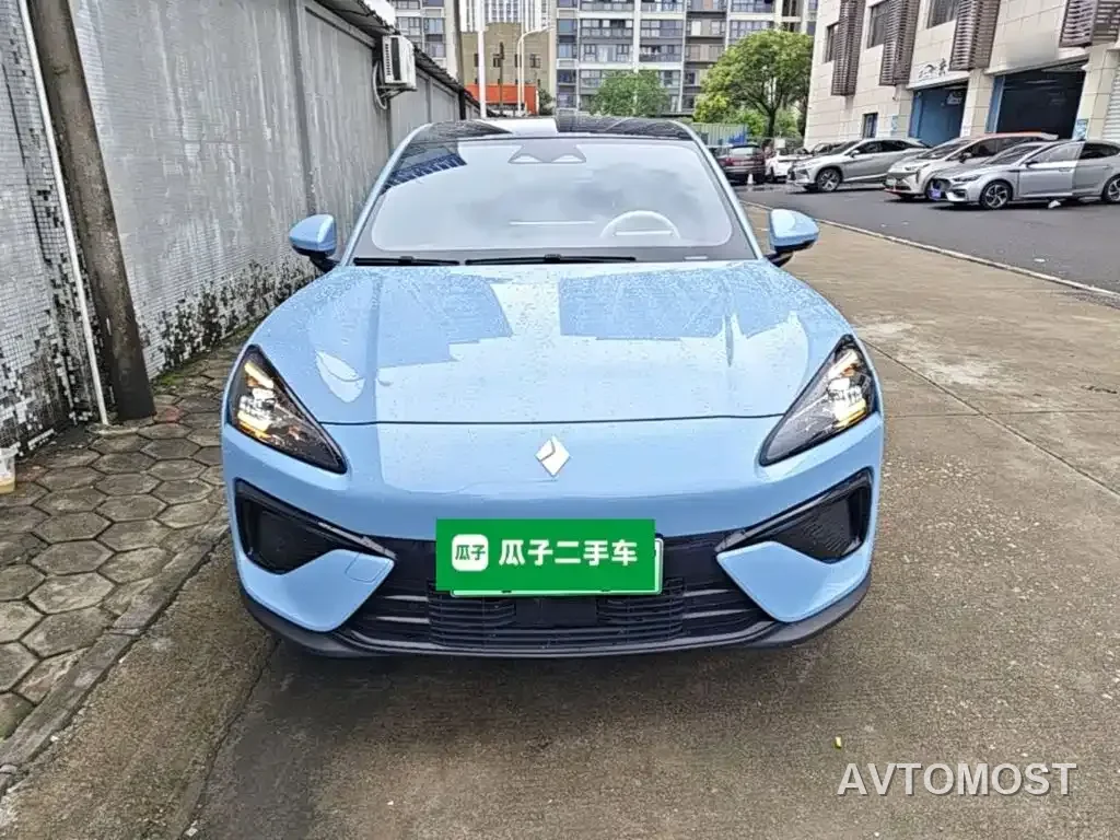 Baojun Yunhai 2024 140km Plug-in Hybrid — фото 1