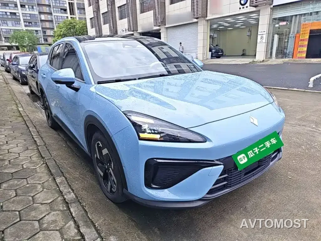 Baojun Yunhai 2024 140km Plug-in Hybrid — фото 2