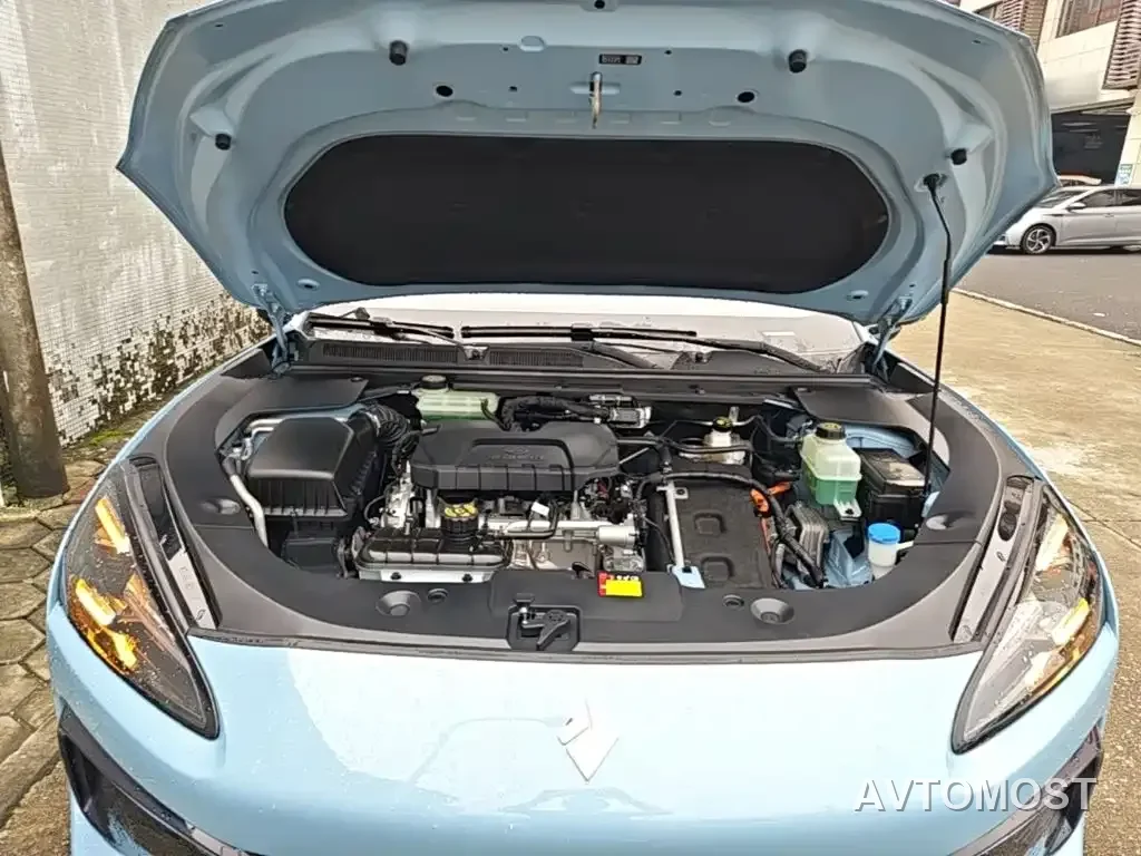 Baojun Yunhai 2024 140km Plug-in Hybrid — фото 10