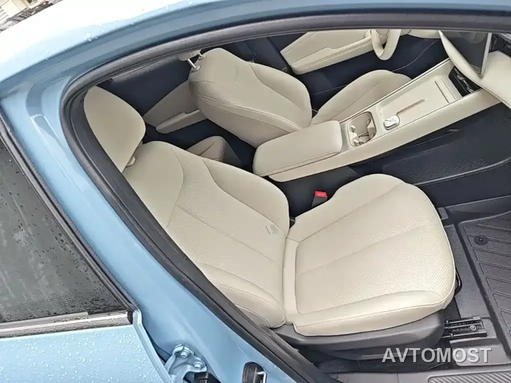 Baojun Yunhai 2024 140km Plug-in Hybrid — фото 15