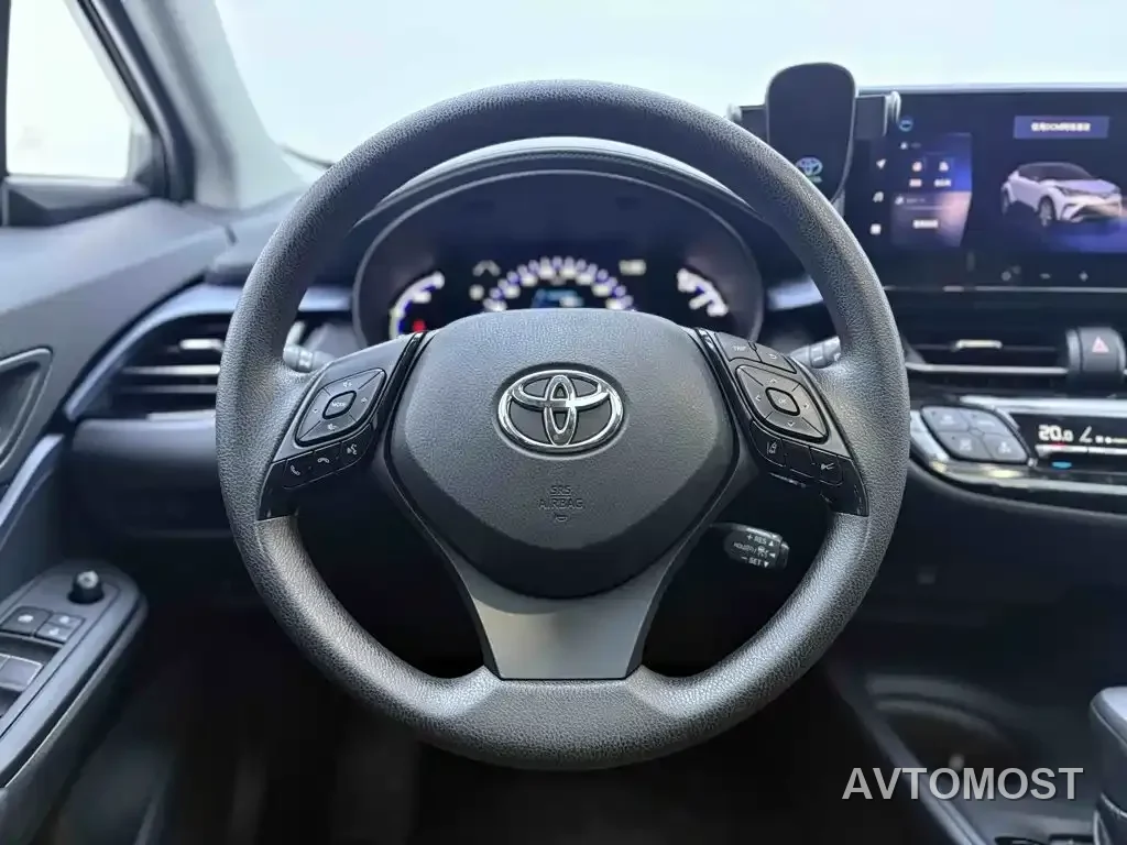Toyota IZOA 2023 Hybrid 2.0L Yi-Xiang Edition — фото 11