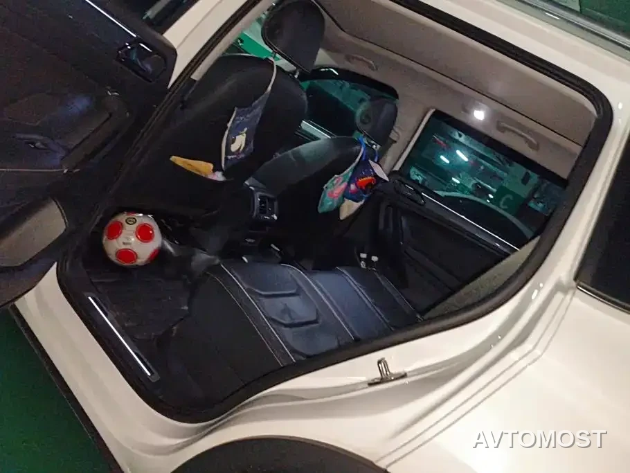 Volkswagen Tiguan L PHEV 2021 430PHEV Plug-in Hybrid Flagship — фото 11