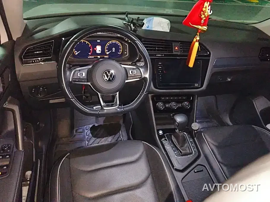 Volkswagen Tiguan L PHEV 2021 430PHEV Plug-in Hybrid Flagship — фото 12