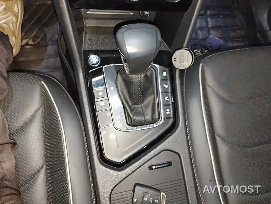 Volkswagen Tiguan L PHEV 2021 430PHEV Plug-in Hybrid Flagship — фото 16