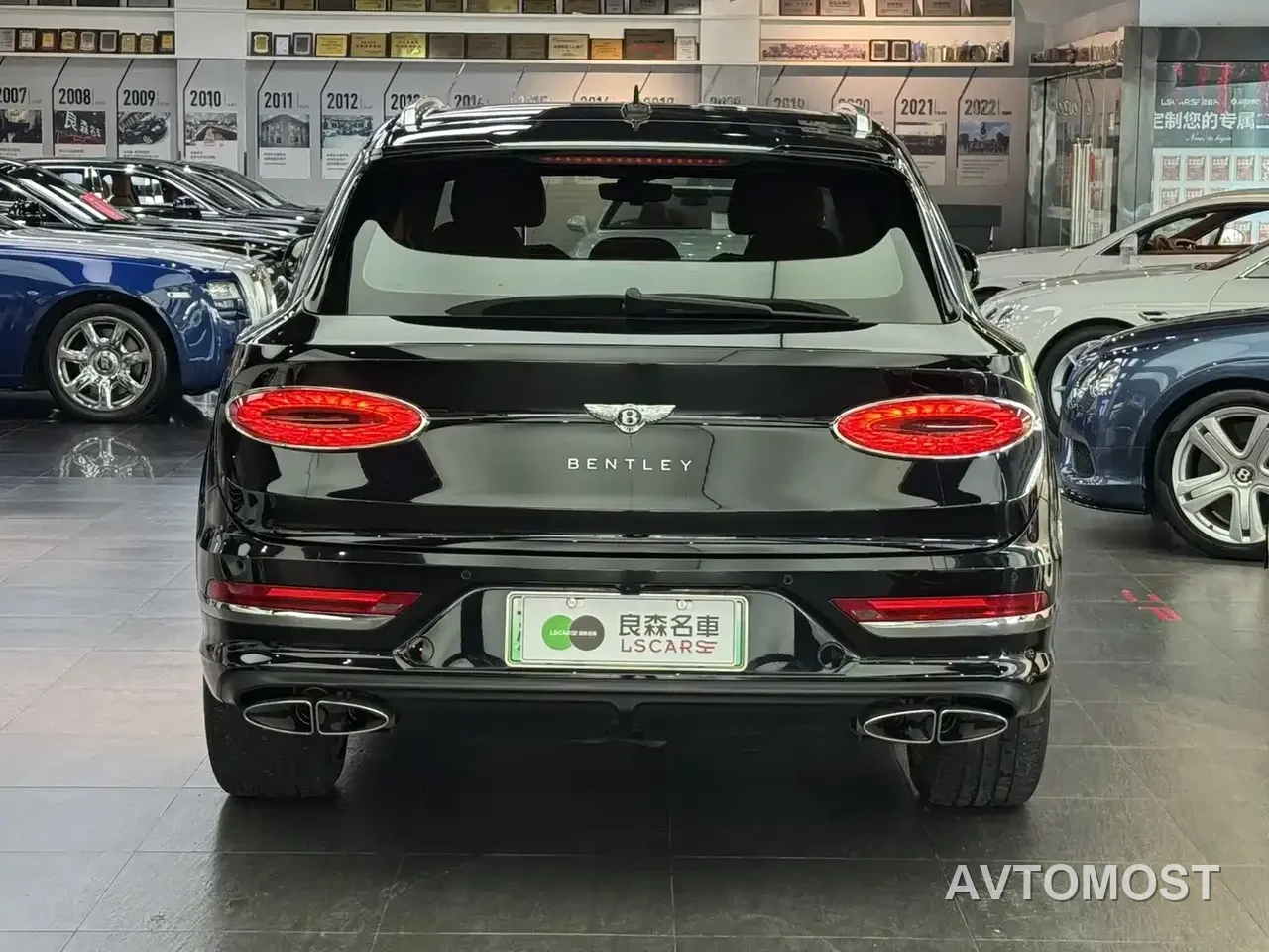 Bentley Bentayga Hybrid 2021 3.0T PHEV — фото 3
