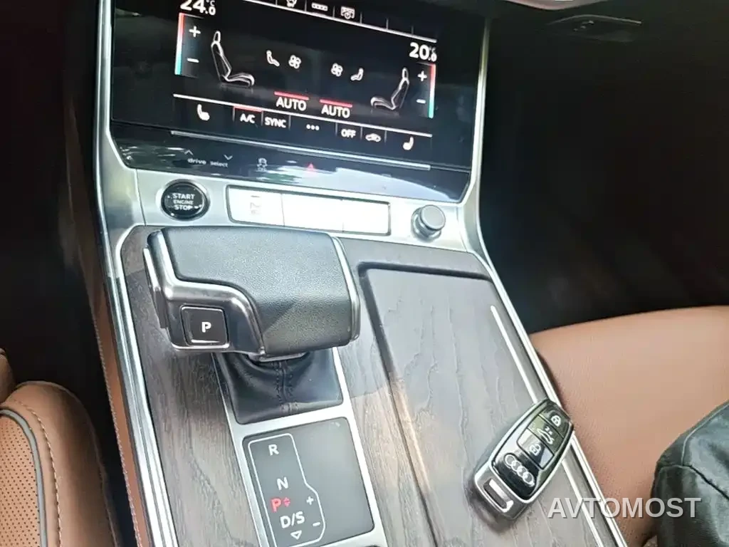 Audi A6L 2023 55 TFSI quattro Exclusive Elegance — фото 13